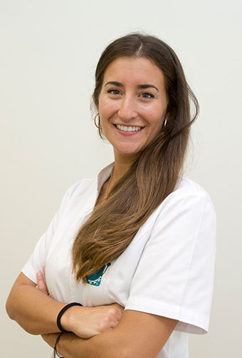 Cristina-vazquez-Odontóloga---Dedicación-preferente-a-la-endodoncia-y-estética-clinica-sciaini